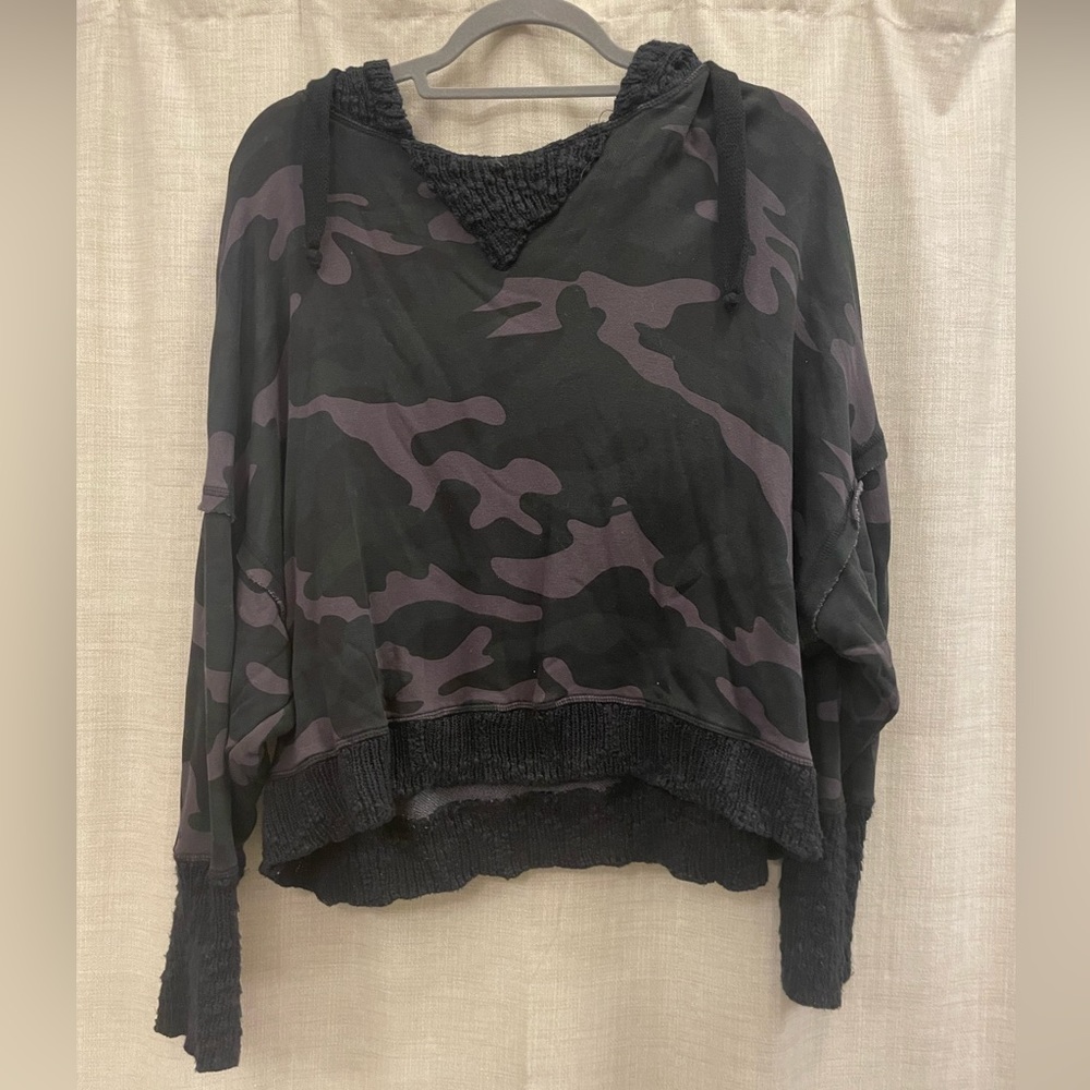 Vintage Havana camo hooded sweater